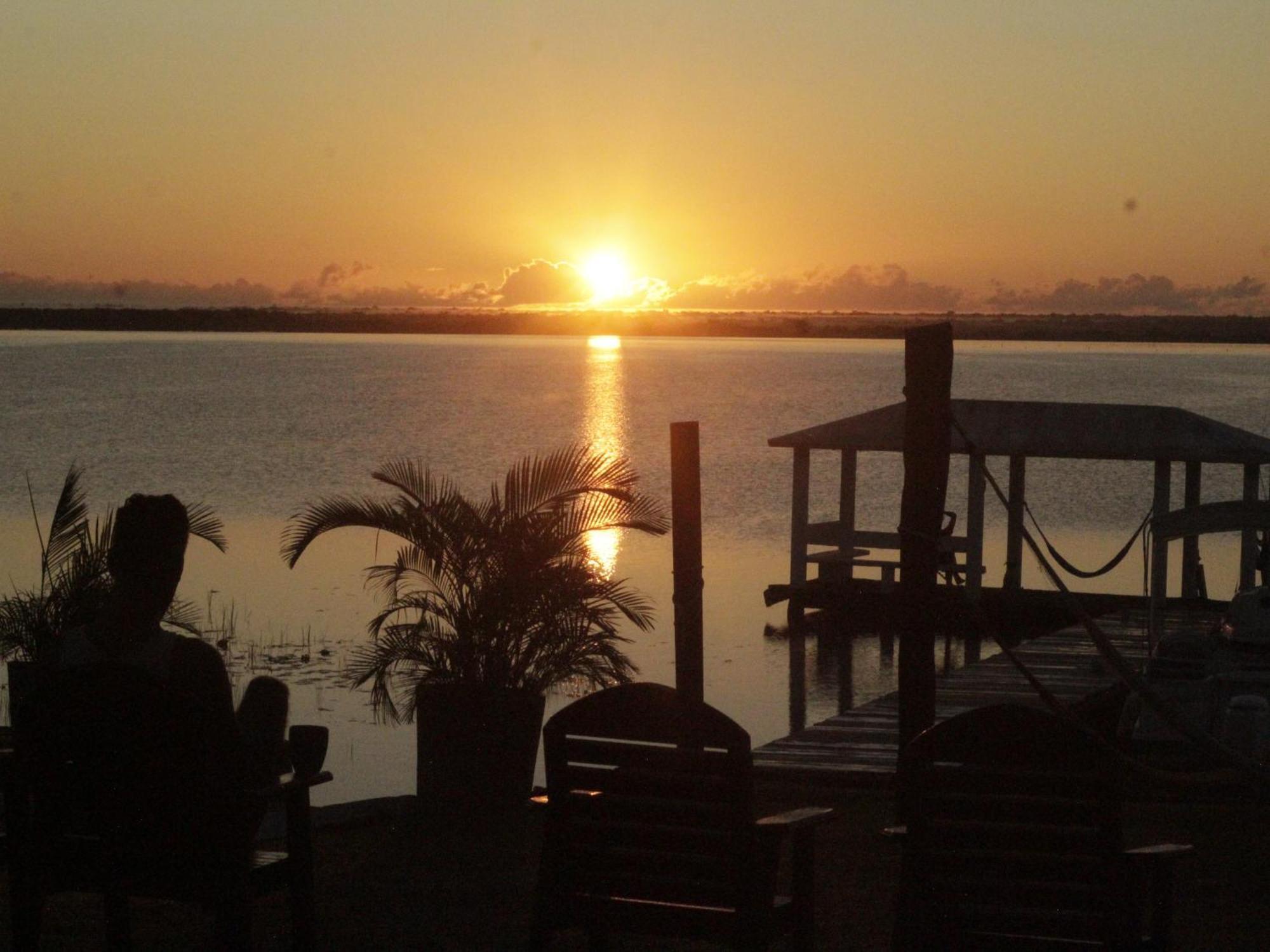Tropic Bacalar Hotel Exterior photo