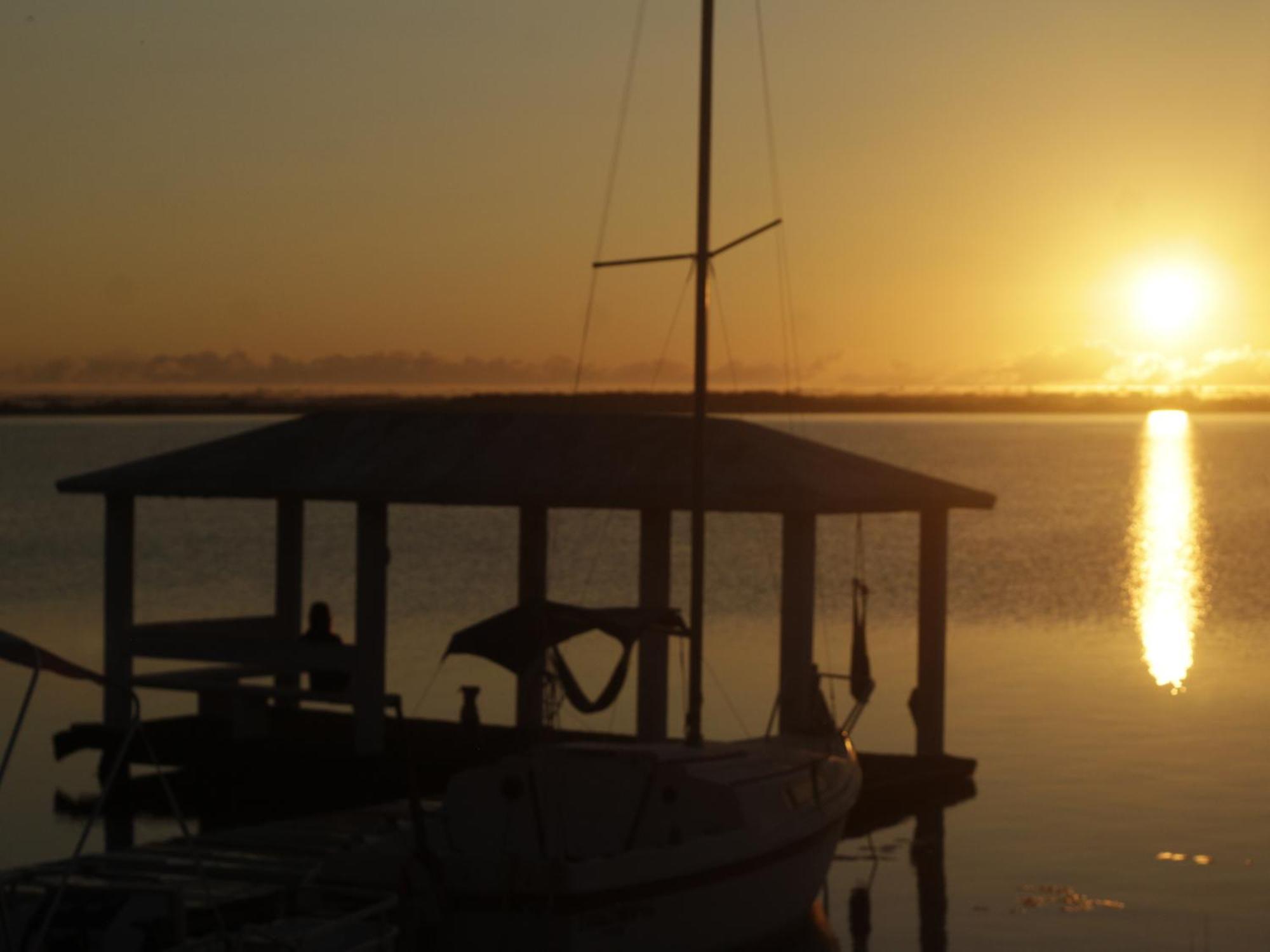 Tropic Bacalar Hotel Exterior photo